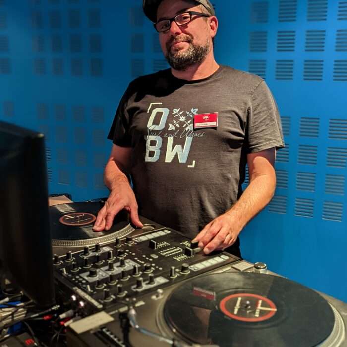Julien Delville (DJ Stamiff) – DJing